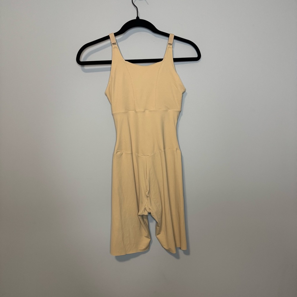 Self Expressions by Maidenform Womens Nude Bodysuit Shapewear Firm Control Small